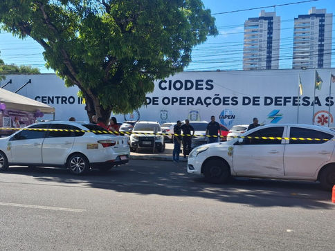Adesivagem leva mensagem para combate à violência contra a mulher no Amapá