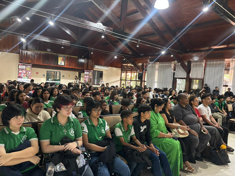 A abertura da Semana Estadual de Combate ao Bullying reuniu estudantes, professores e gestores no Museu Sacaca, com atividades da Seed para prevenir conflitos e incentivar o respeito nas escolas