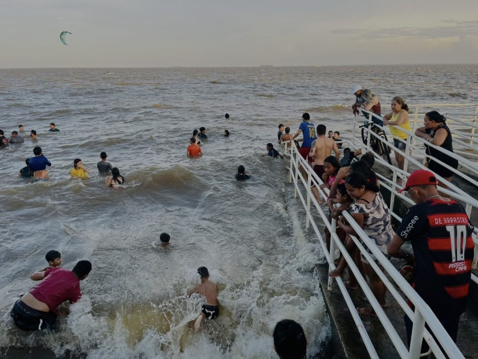 Corpo de Bombeiros alerta para riscos de afogamento na orla de Macapá