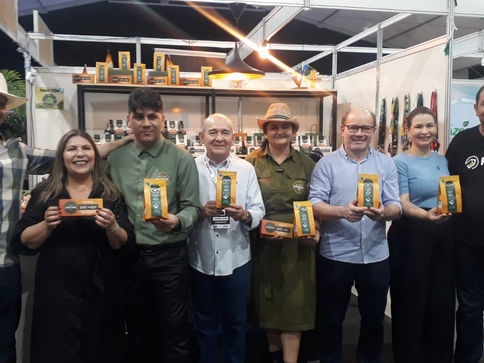 Engenho Café de Açaí faz lançamento no Aquário da Inovação da Setec durante a Expofeira