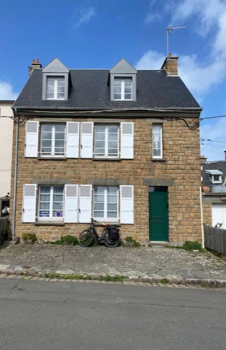 Maison du Cap Lihou vue facade