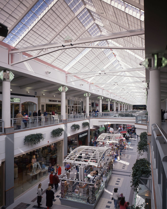 Central mall between Center Court and Filene's, 1992.