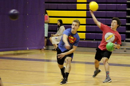 Thanksgiving Dodgeball Tourney ... and Pizza