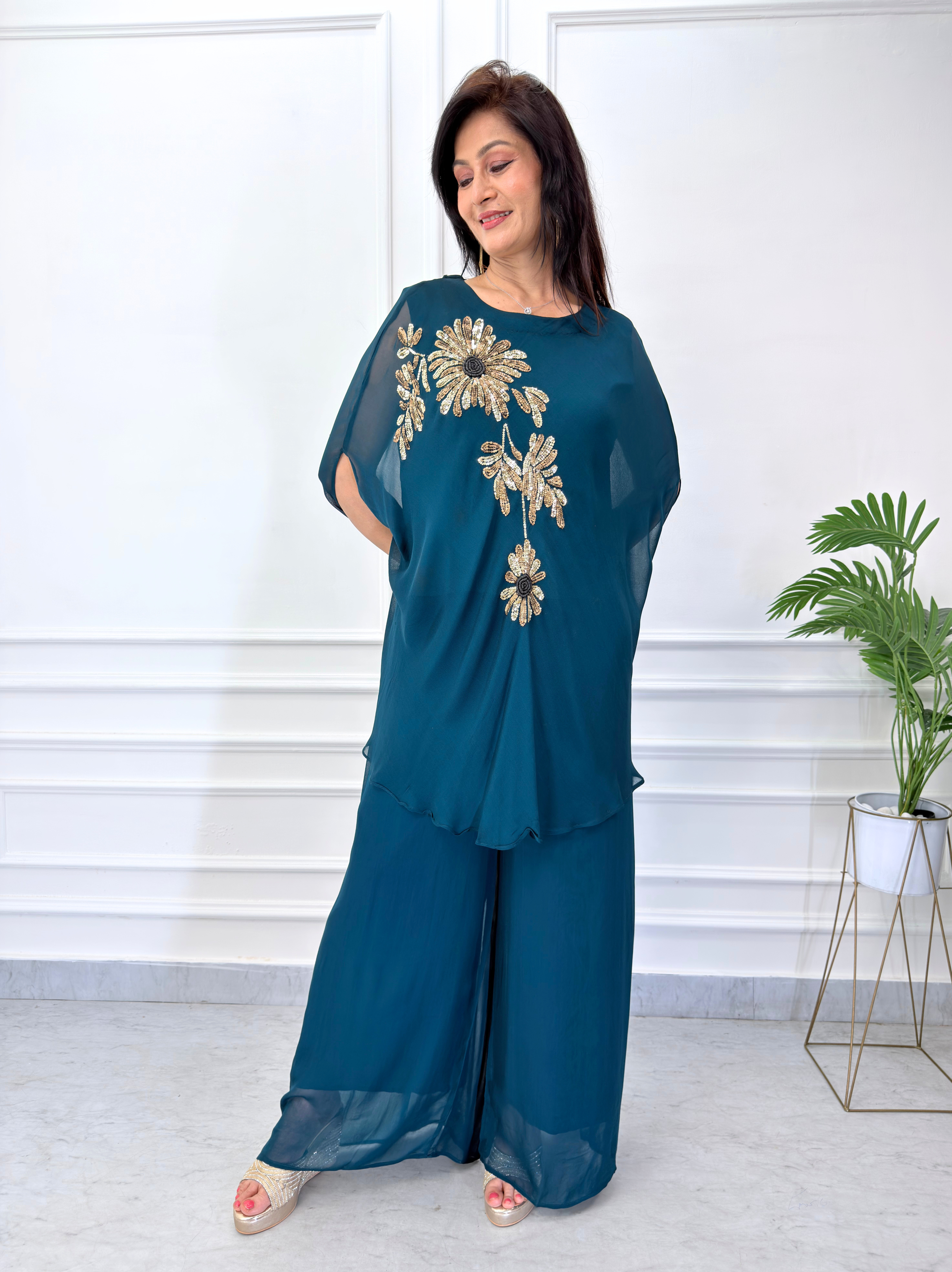 Aura Affair – Cyan Blue