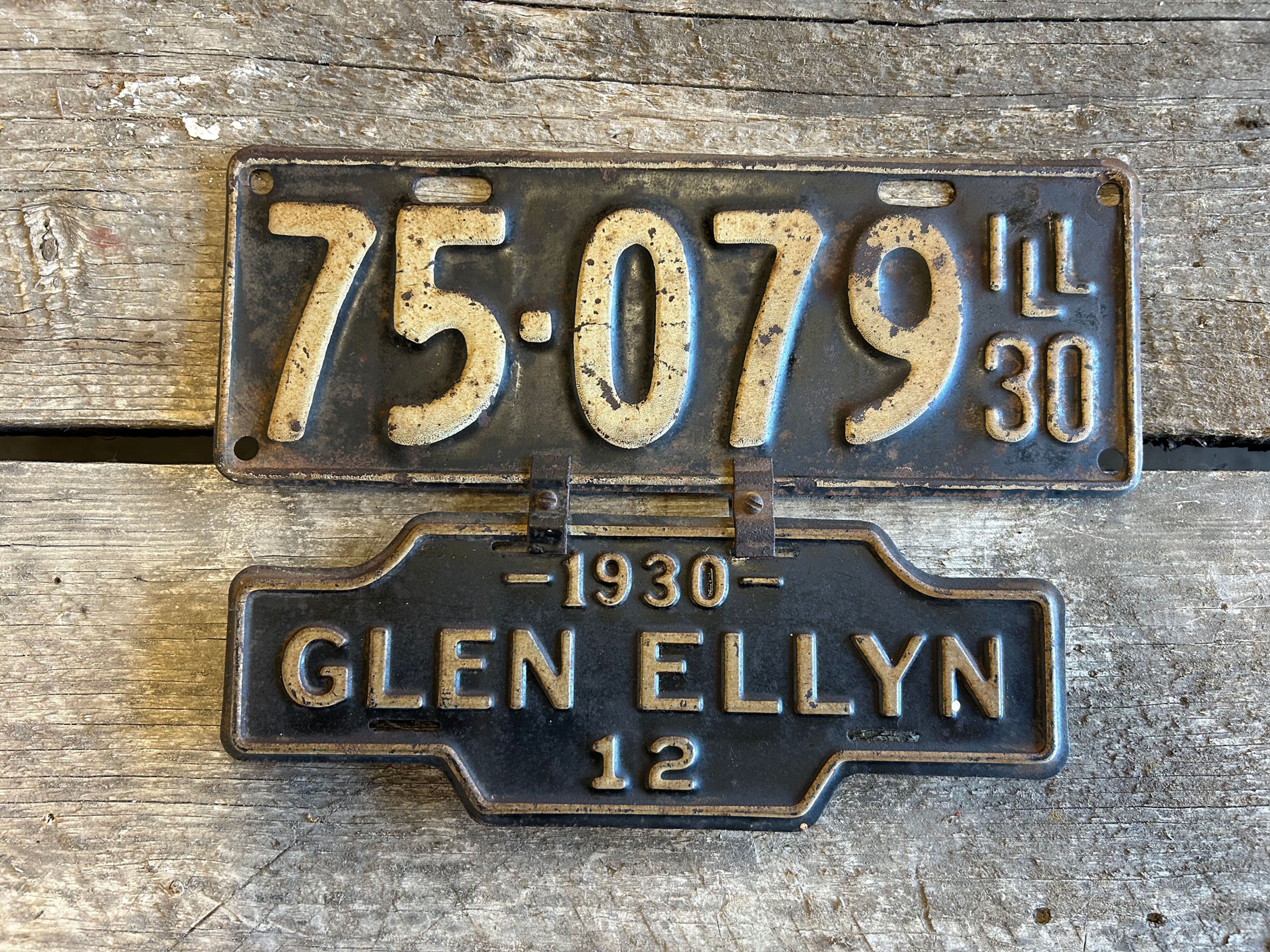 Vintage Illinoise License Plate