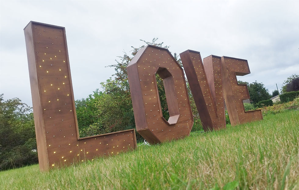 Miniature : love en bois