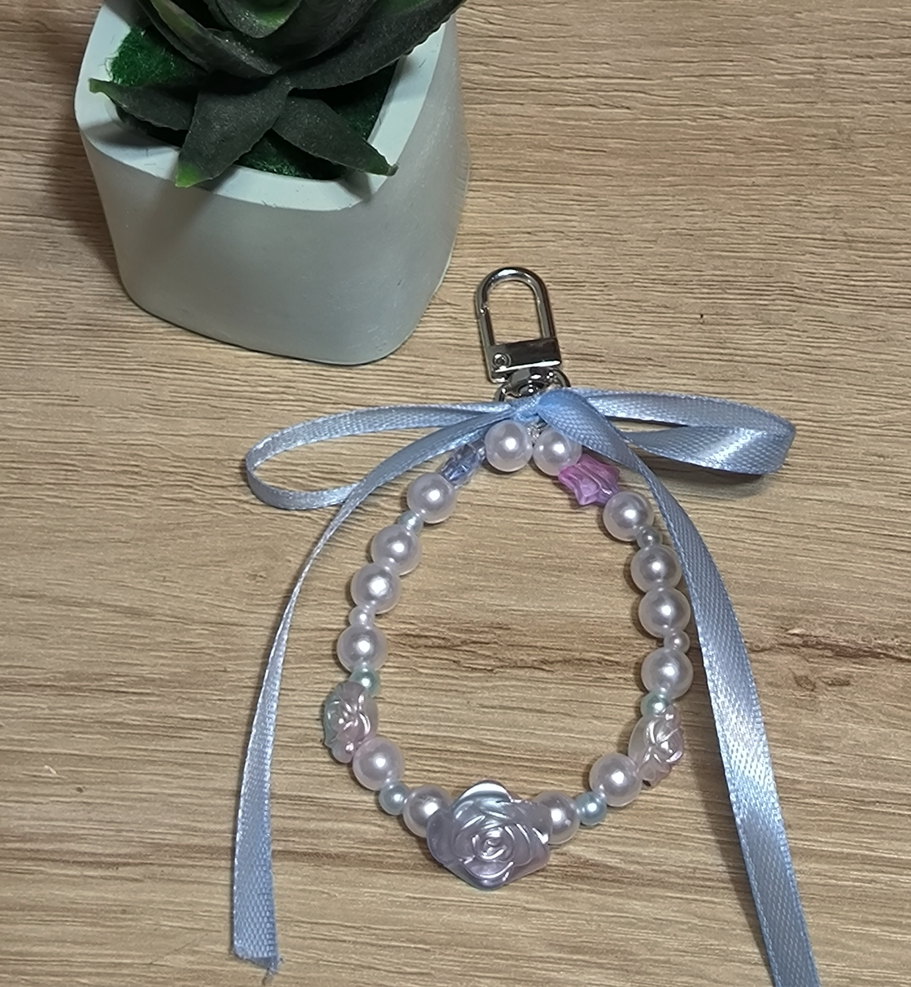 keychain light blue #02