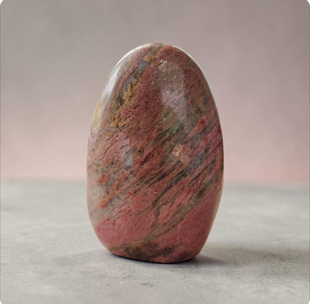 Rhodonite – Free Form