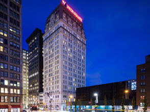 Marriott’s Mission: Make W Hotels Cool Again