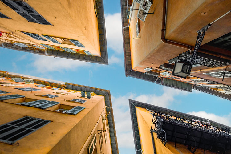 nice streets looking up intersection.jpg