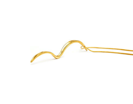 Κολιέ Γέφυρα χρυσό flat lay λευκό | Bridge necklace gold flat lay white