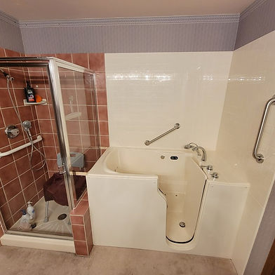 Convinent Walk-In Bathtub