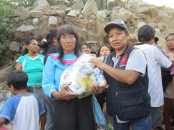 Entrega de donaciones