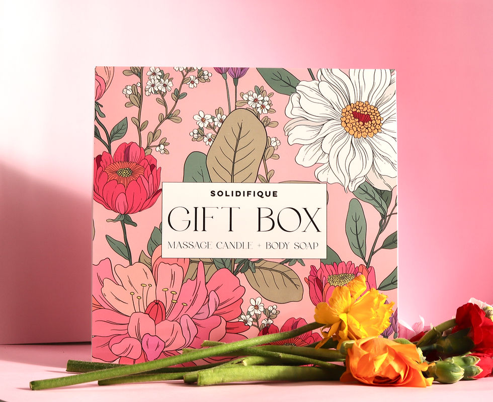 Миниатюра: SOLIDIFIQUE Gift Box Масажна свещ + Сапун