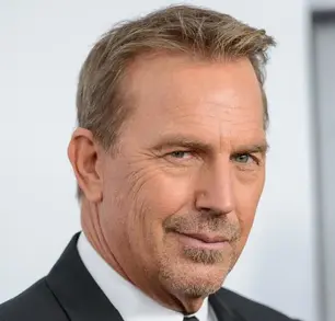 Kevin Costner dément catégoriquement les rumeurs de romance avec la chanteuse Jewel