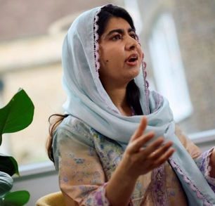 Pakistan: l'appel de Malala, prix Nobel de la paix, à arrêter les expulsions d'Afghans sans papiers
