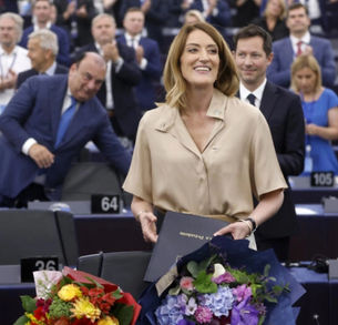 UE: Roberta Metsola reconduite à la tête du Parlement européen