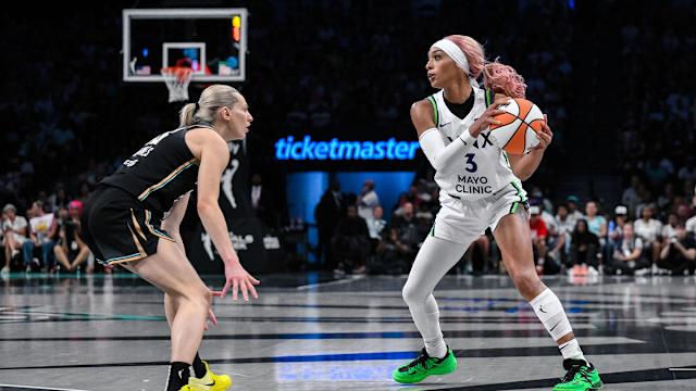 Dijonai Carrington (3) drives on Marine Johannes. Photo by John Jones-Imagn Images