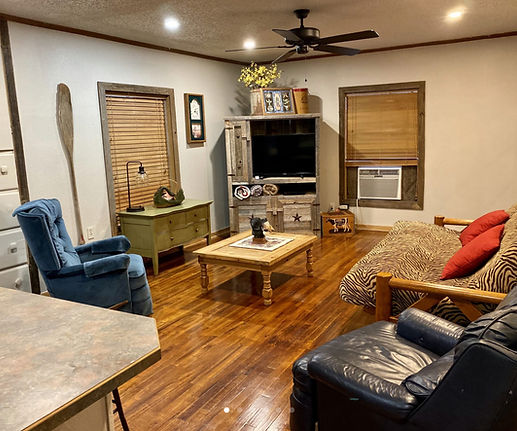 J Bar L House Lodging at the Ranch at Ranger Creek Seymour, TX Ranell Scott, Owner 01_edit