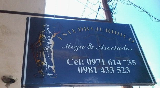 estudio juridico.jpg