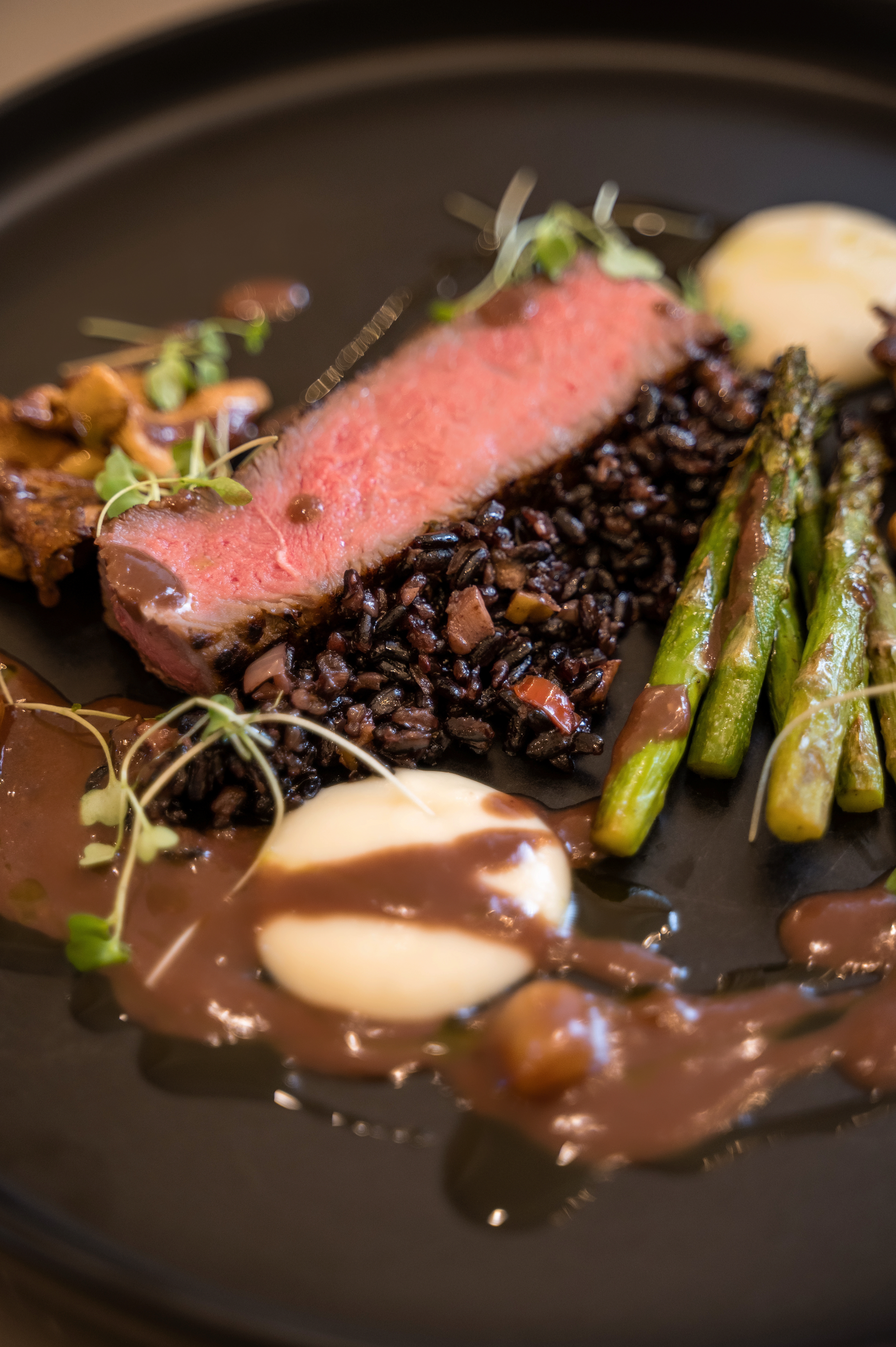 coastal-elegance-filet-and-chocolate