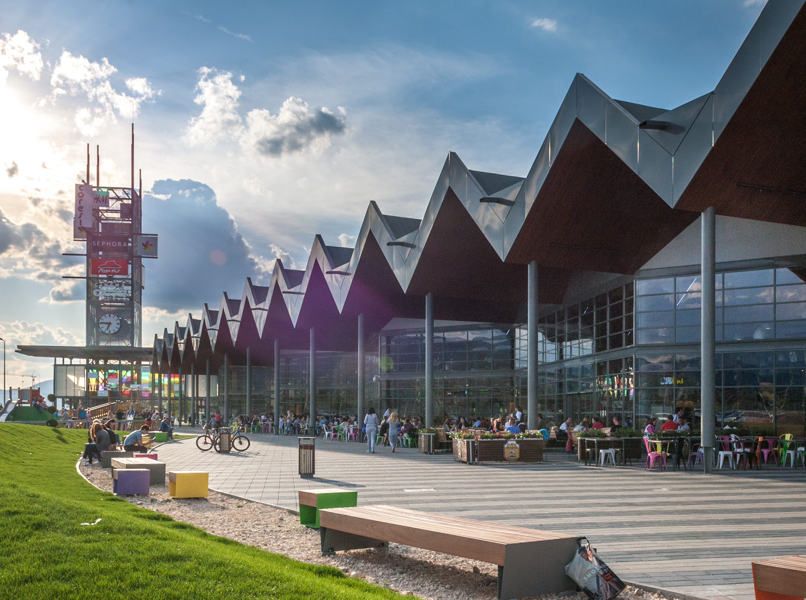 CORESI SHOPPING RESORT