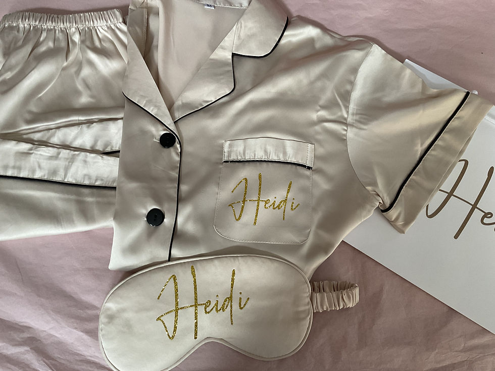Thumbnail: PERSONALISED long satin pjs with matching eye mask and gift bag set