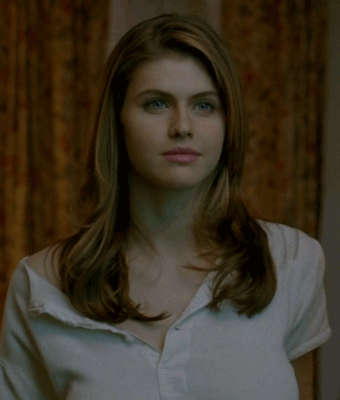 alexandra-daddario-is-an-unfair-type-of-