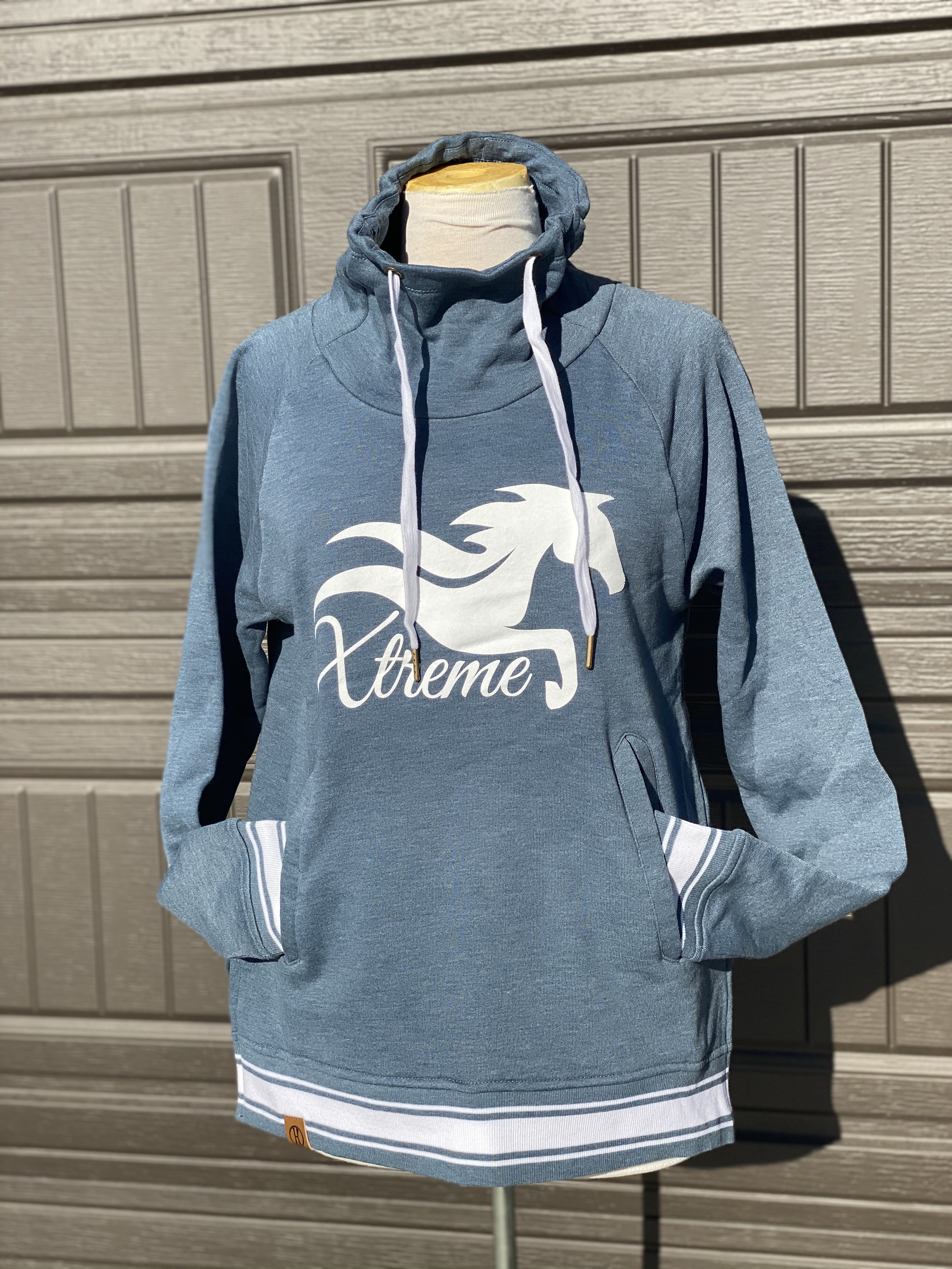 Dakota: Comfortable riding pullover