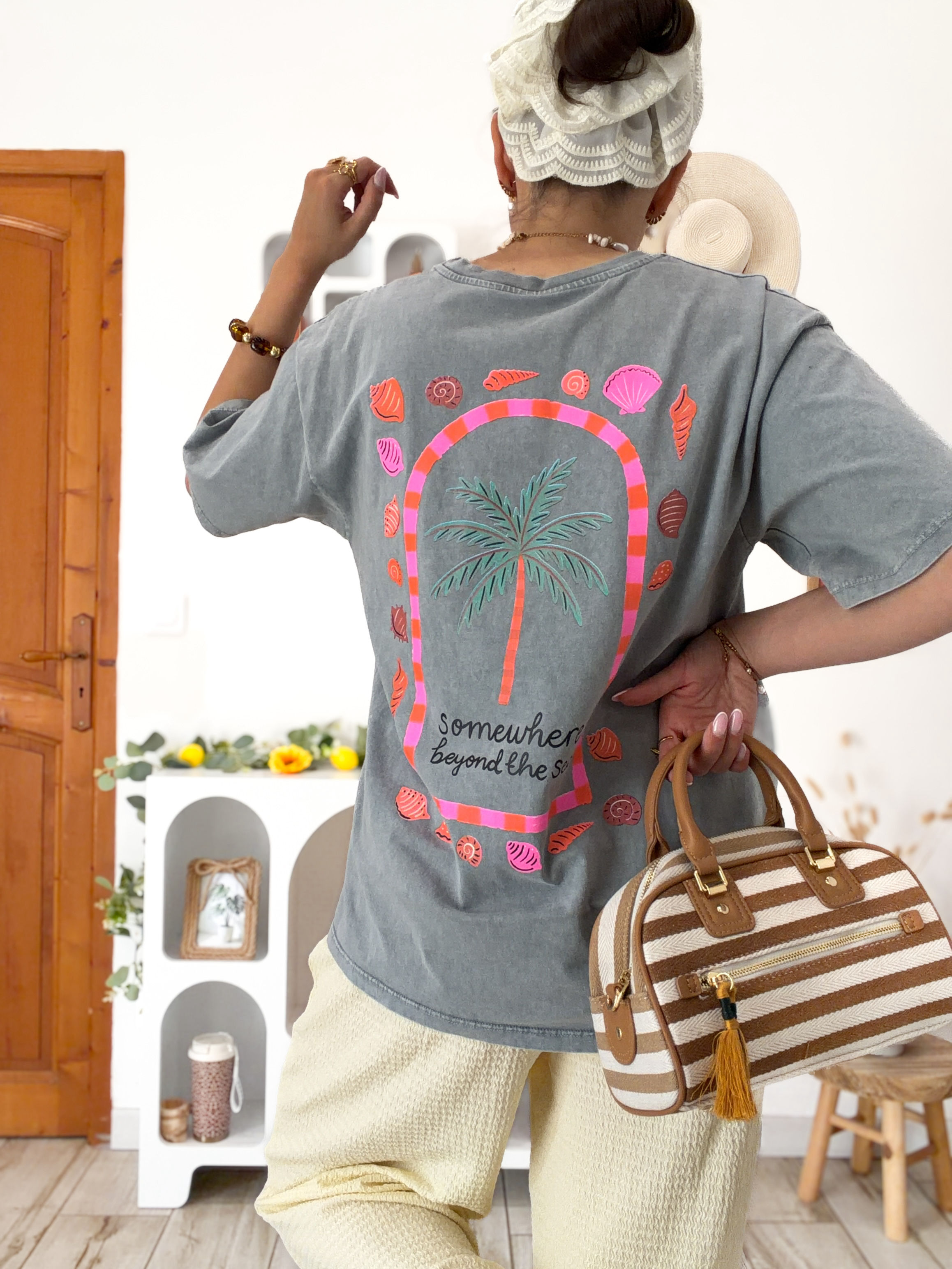 T-shirt délavé palmier gris