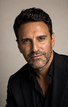 Julien Romano - Portrait 18.PNG