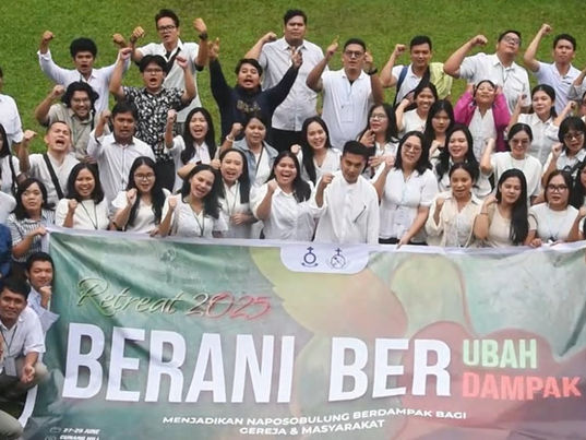 Retret Naposo: “Berani Berubah, Berani Berdampak”
