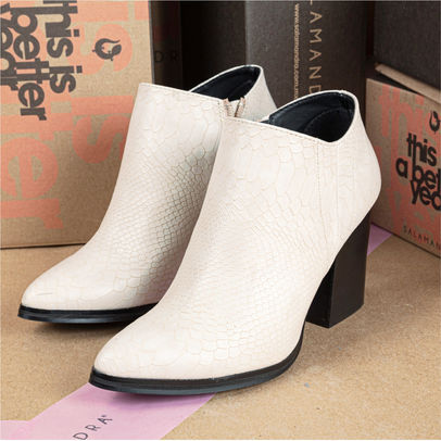 SALAMANDRA post face & instagram 23.jpg