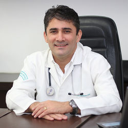 Dr Henrique