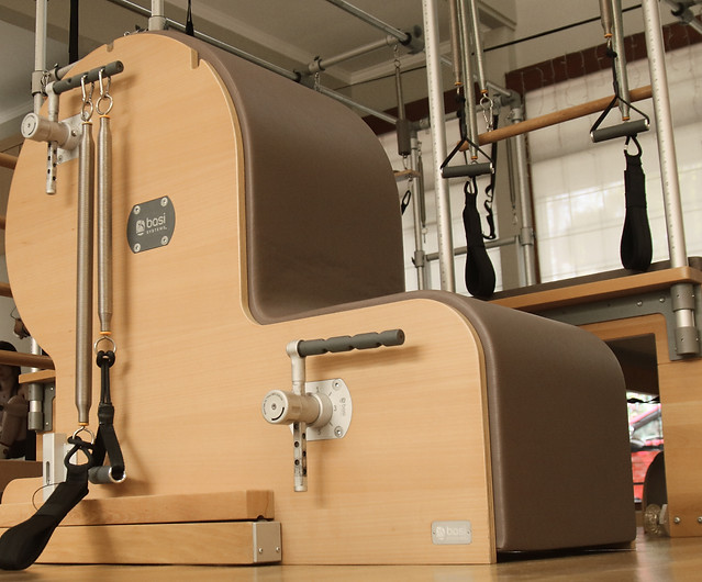 Arm Chair F2 Barrel Set