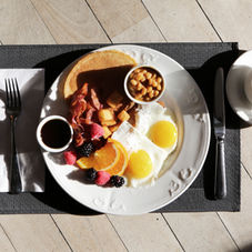 Signature Menu, Weekly Meal Plan, or Custom Menu: Which Chef Coast Service Fits You?