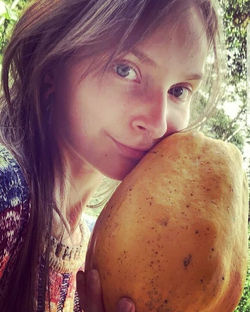 Papaya Love Story
