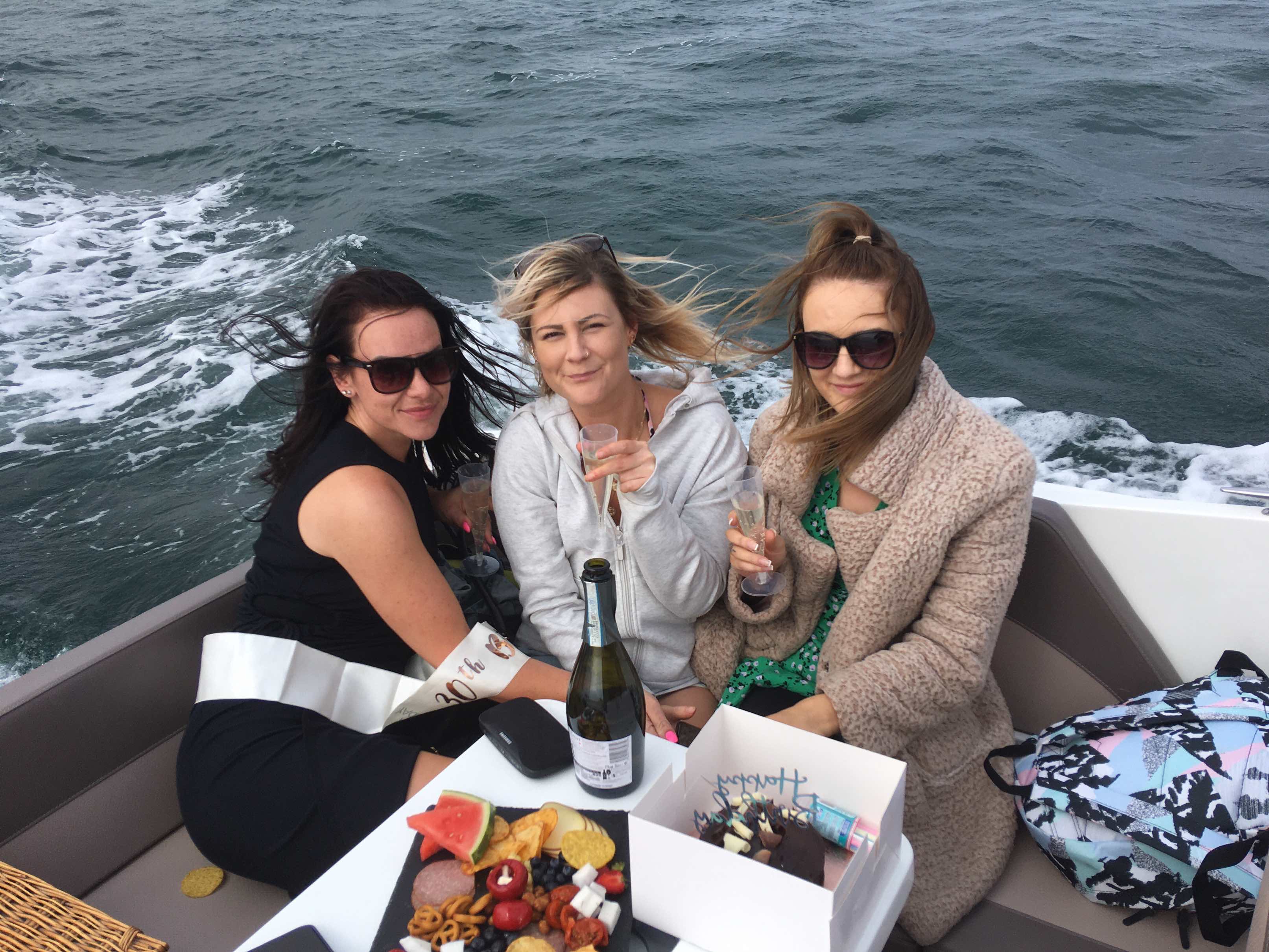 A relaxed celebration cruise around the bay