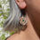 Miniature : Boucles d'oreilles créoles pivoine coloris pêche pailletées vert