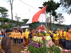 31389383_10214746968283048_6172126685937270784_n