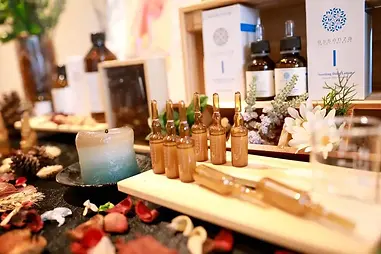 Best scalp treatment Singapore, uses natural essential oils