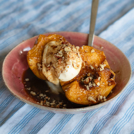 POMMES AU FOUR À LA CANNELLE ET AU SIROP D'ÉRABLE