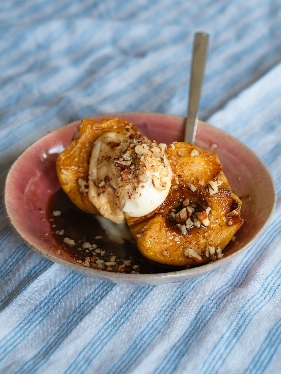 POMMES AU FOUR À LA CANNELLE ET AU SIROP D'ÉRABLE