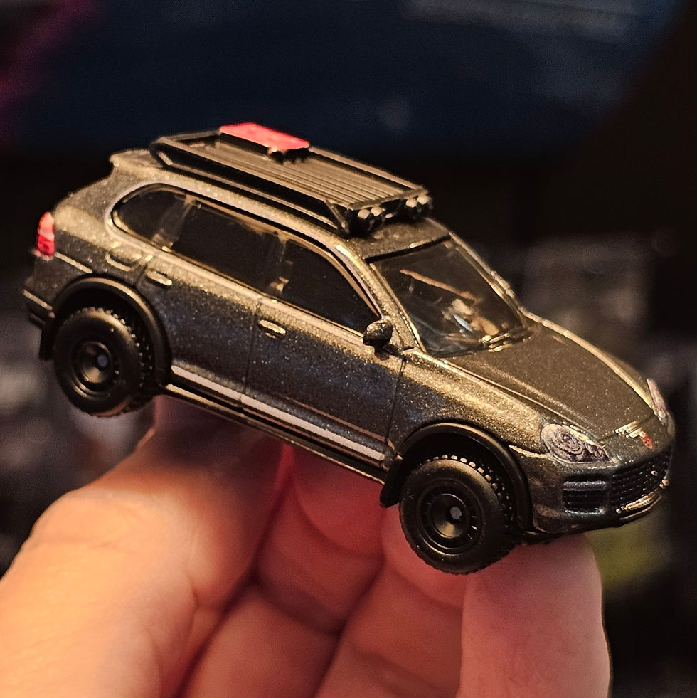 Thumbnail: Hotwheels Team Transport Porsche 944 & Cayenne (Red/Yellow/Grey) Diecast