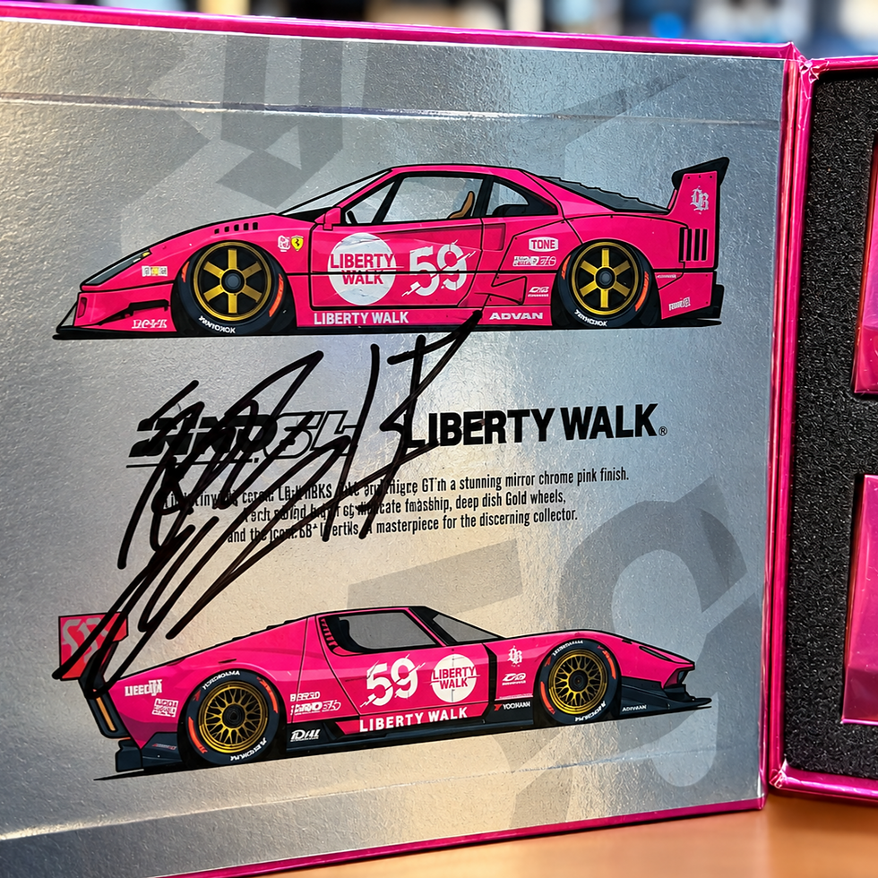 Thumbnail: INNO64 Ferrari F40 & Miura SDCC 2026 Exclusive (Pink Chrome) Diecast