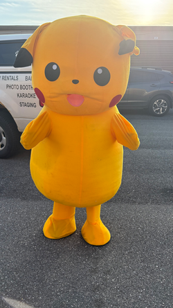 #18 Small Yellow Alien