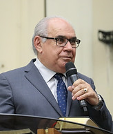 Pr. Elienai Cabral.jpg