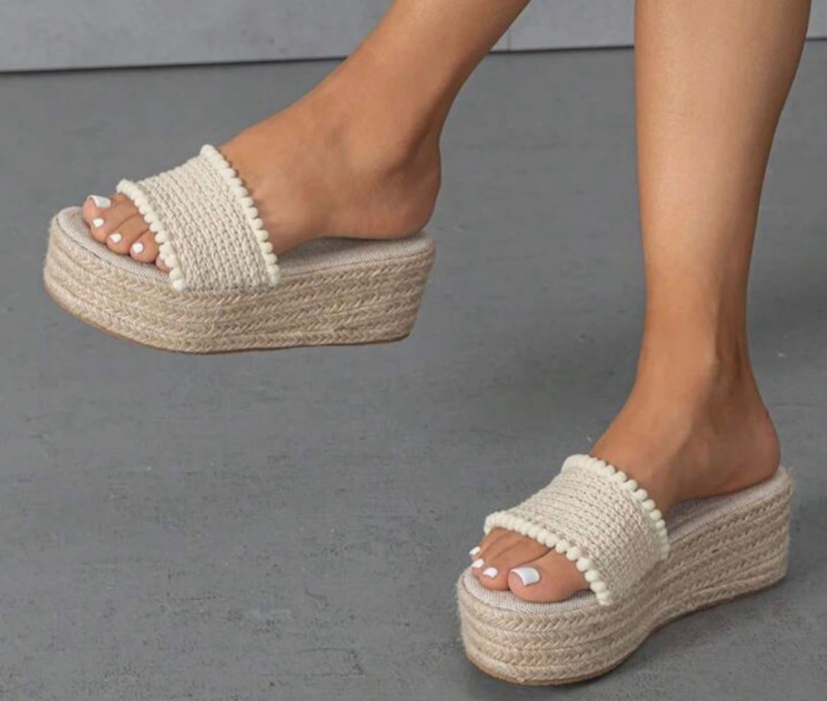 ESPANOLITAS – ESPADRILLAS