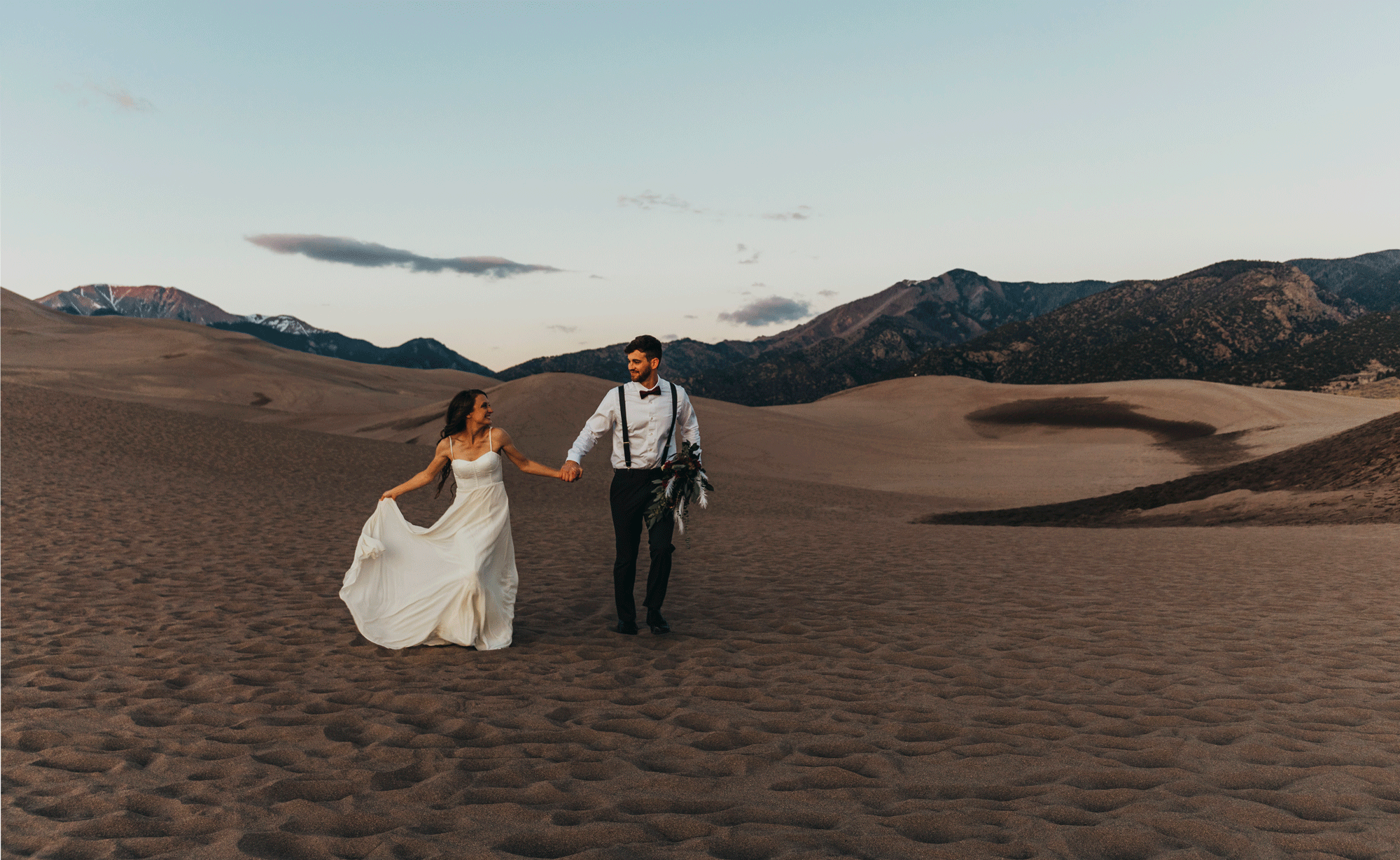 Sand-Dunes.gif