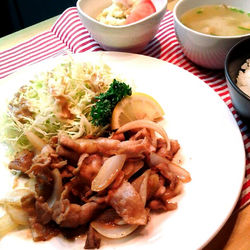 お食事